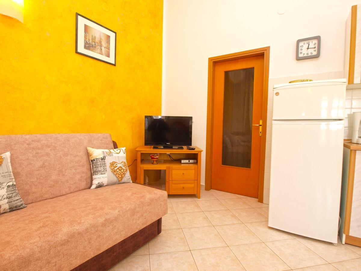 Apartments Iva 1534 Pula Exterior foto