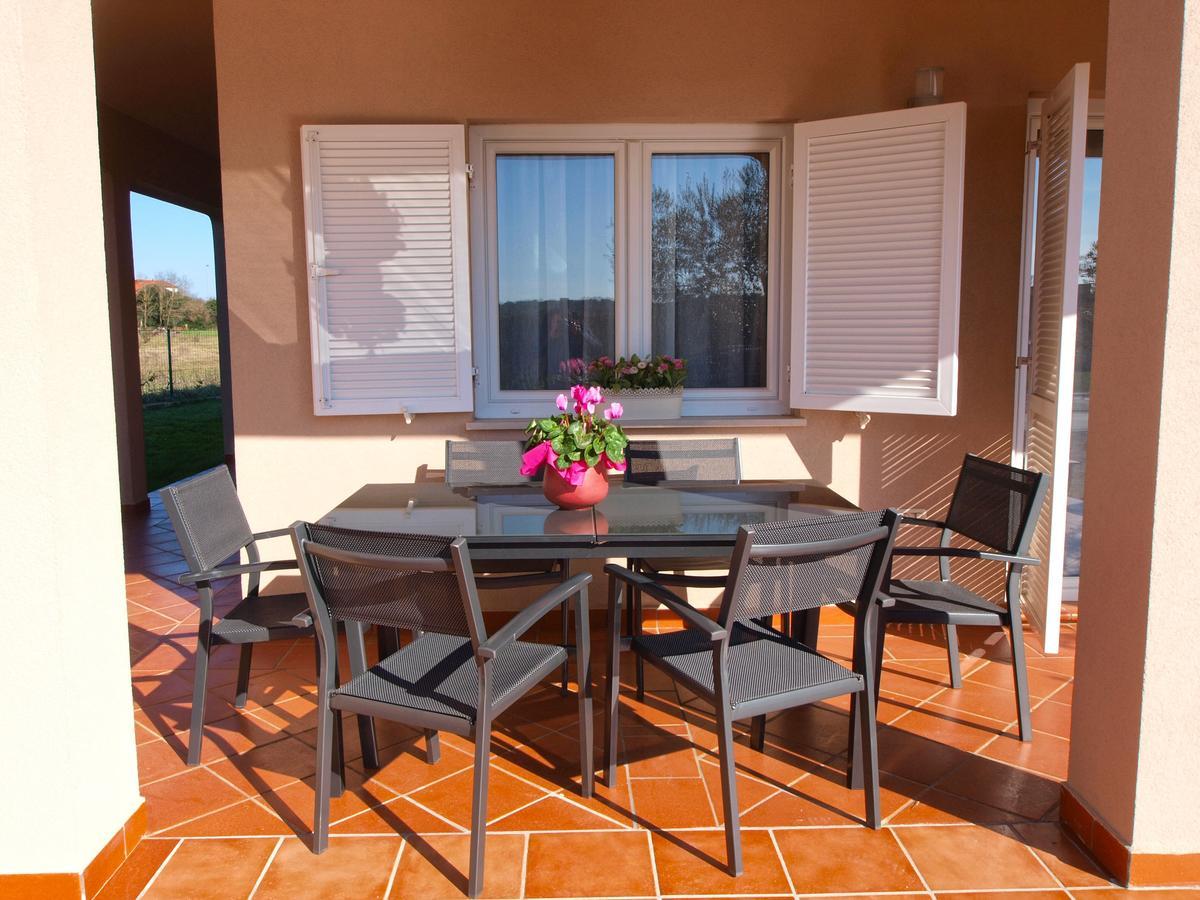 Apartments Iva 1534 Pula Exterior foto